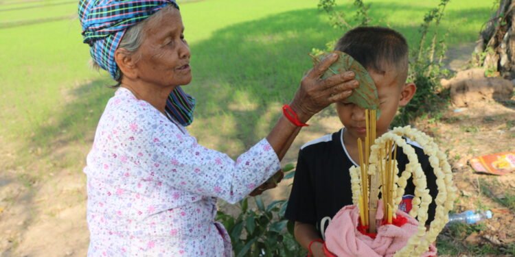 ច្រត់ព្រះនង្គ័លនៅសំបូរព្រៃគុក