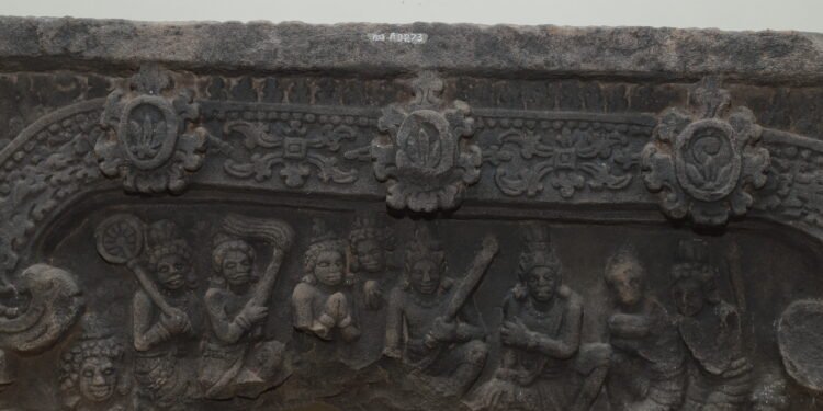 ព្រះលកុលីស (ភស្តុតាងផ្នែកប្រវត្តិសិល្បៈនៃនិកាយបាសុបតក្នុងសង្គមខ្មែរ)