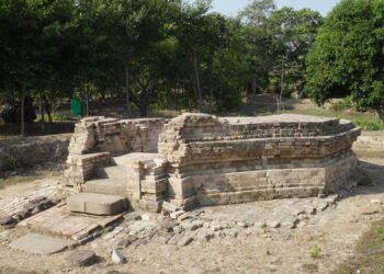 ប្រាសាទខ្នាចទោល