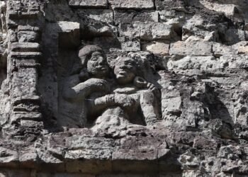 ចម្លាក់មិថុន (Mithuna) នៅក្នុងសិល្បៈខ្មែរសម័យដំបូង