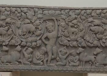 ចម្លាក់ព្រះក្រឹស្ណរកឃើញនៅខេត្តកំពង់ធំ