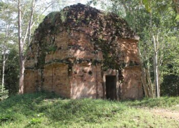 ប្រាសាទដងវែក (ស្ថាបត្យកម្មចំណាស់ជាងគេនៅសំបូរព្រៃគុក?)