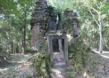 សិលាចារឹកប្រាសាទស្រីគ្រប់ល័ក្ខណ K.151