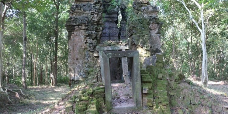 សិលាចារឹកប្រាសាទស្រីគ្រប់ល័ក្ខណ K.151