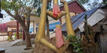 រូបសំណាកយុថ្កានៅទីរួមខេត្តកំពង់ធំ